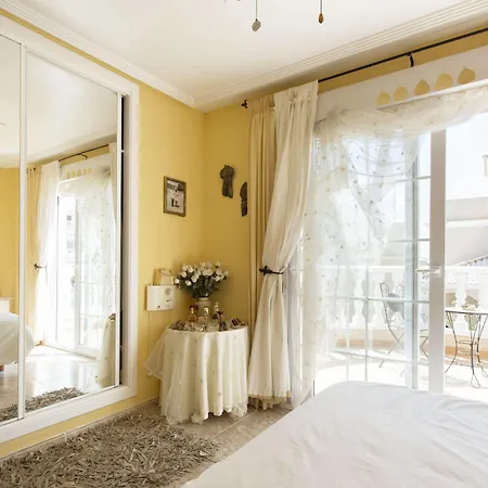 Bennecke Sherlock Villa Orihuela